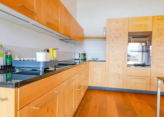 Apartamento Kronenplatz 11 Og By Interhome Lenk