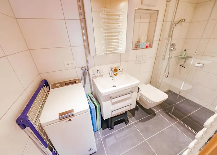 Apartamento Kronenplatz 11 Og By Interhome