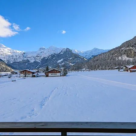 Kronenplatz 11 Og By Interhome